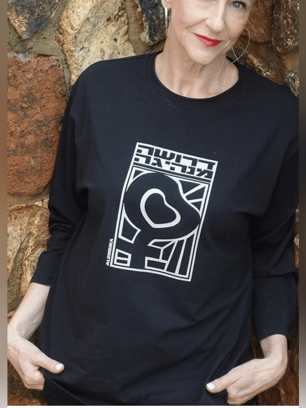 NEW Alembika "Female Leader" long sleeve t-shirt OS